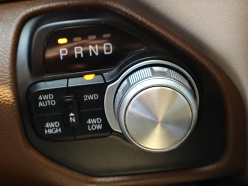 Used 2020 RAM 1500 Laramie AWD/4WD image 36