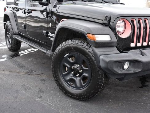 Used 2021 Jeep Wrangler Unlimited Sport image 3