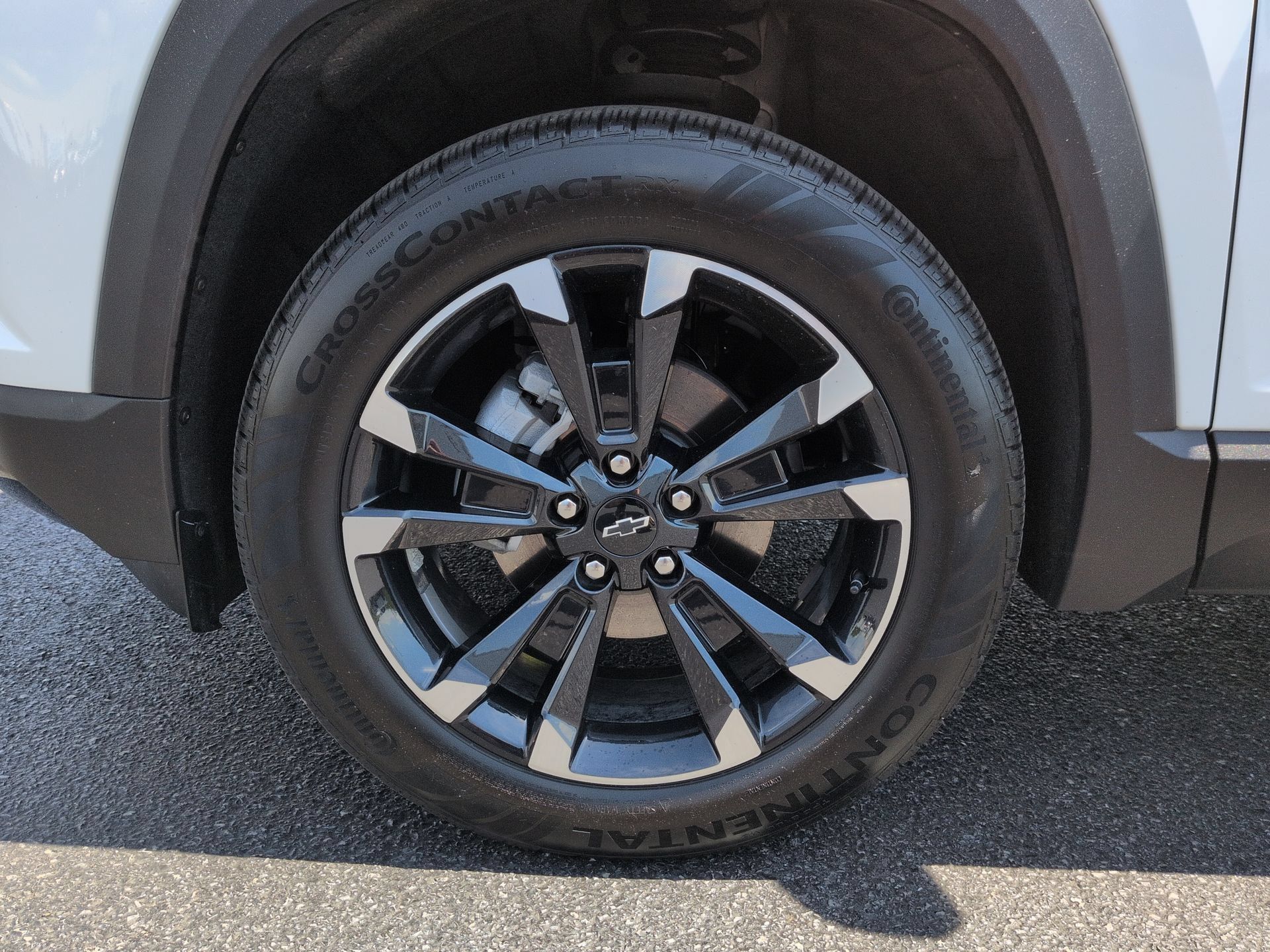 Certified 2025 Chevrolet Equinox RS w/ Safety and Technology Package AWD/4WD image 33