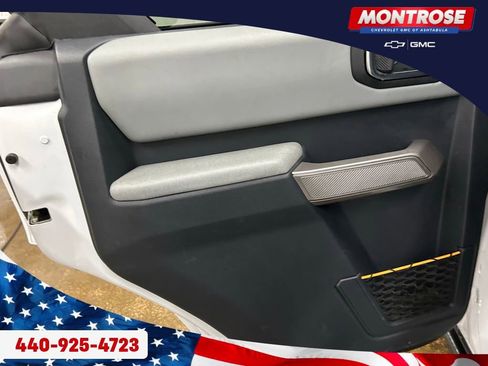 Used 2023 Ford Bronco Badlands image 21