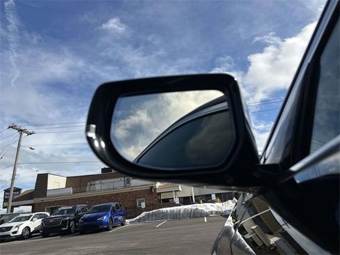 Used 2013 Cadillac XTS Luxury w/ Driver Awareness Package image 12