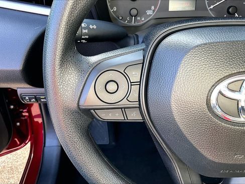 Certified 2025 Toyota Corolla LE image 22