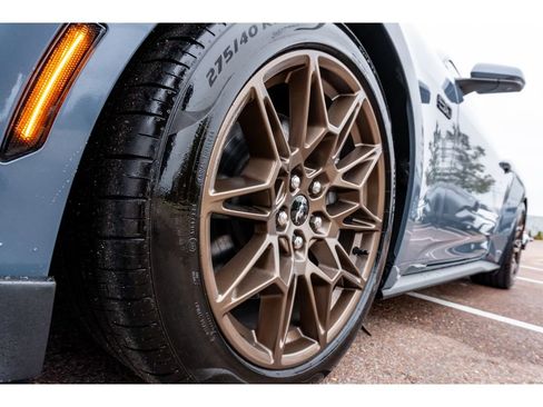Used 2024 Ford Mustang GT Premium image 7