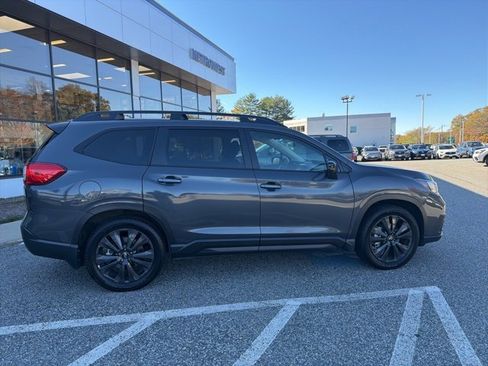 Used 2022 Subaru Ascent Onyx Edition image 9