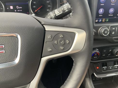 Used 2021 GMC Terrain SLT w/ Infotainment Package II FWD image 31