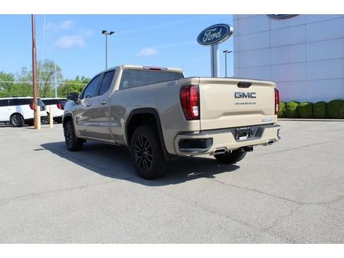 Used 2023 GMC Sierra 1500 Elevation AWD/4WD image 3