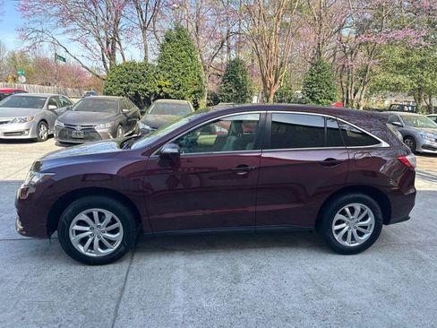 Used 2018 Acura RDX w/ Technology Package image 2