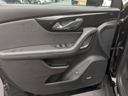 Used 2025 Chevrolet Blazer RS image 11