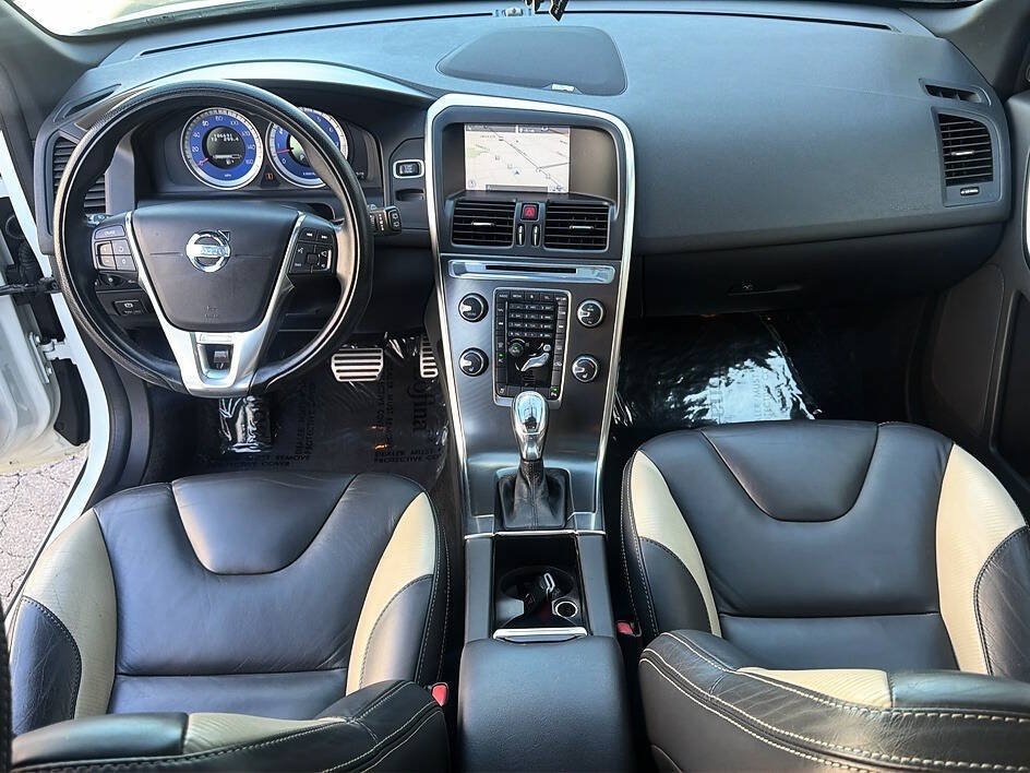 Used 2013 Volvo XC60 T6 R-Design Platinum AWD/4WD image 9