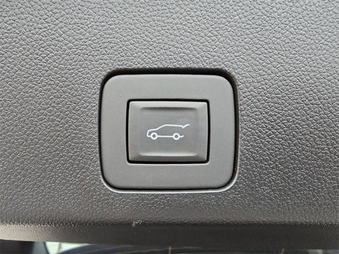 New 2025 Buick Encore GX Preferred image 32