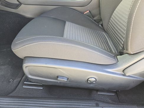 Used 2023 Dodge Challenger R/T w/ Blacktop Package image 27