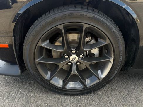 Used 2021 Dodge Challenger GT w/ Driver Convenience Group image 8