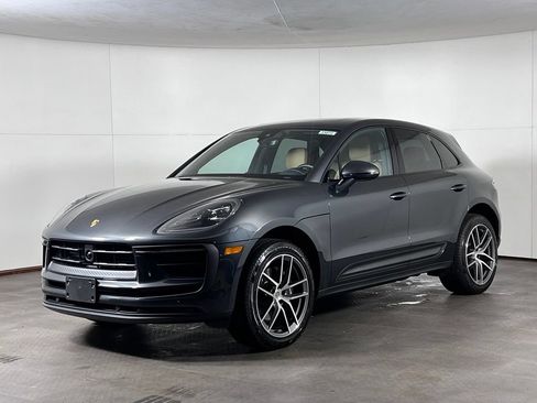 Certified 2026 Porsche Macan AWD/4WD image 1