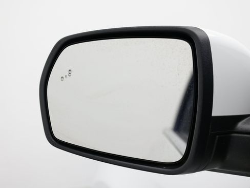 Used 2024 Ford Edge SEL AWD/4WD image 14