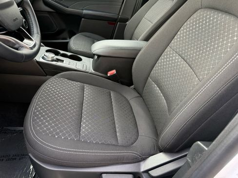 New 2025 Ford Escape Active w/ Cold Weather Package image 4