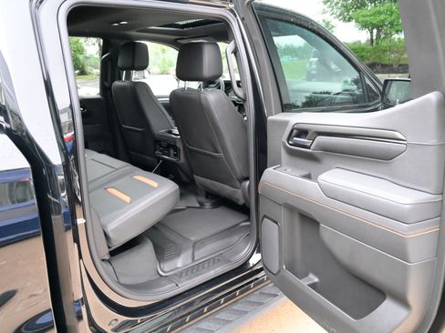 Used 2026 GMC Sierra 1500 AT4 w/ AT4 Preferred Package AWD/4WD image 45