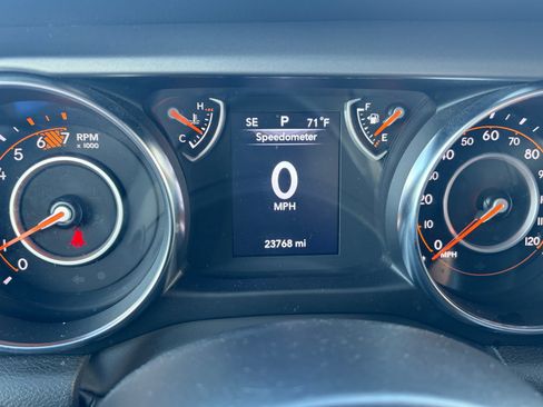 Used 2022 Jeep Wrangler Sport AWD/4WD image 20