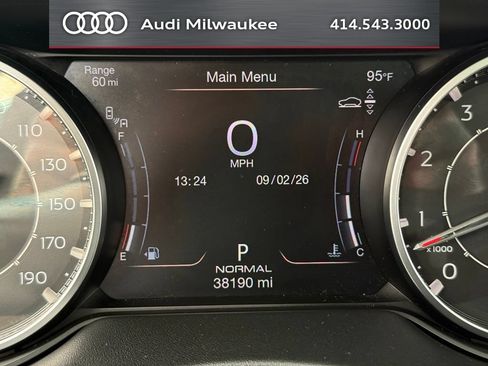 Used 2021 Maserati Levante AWD/4WD image 16