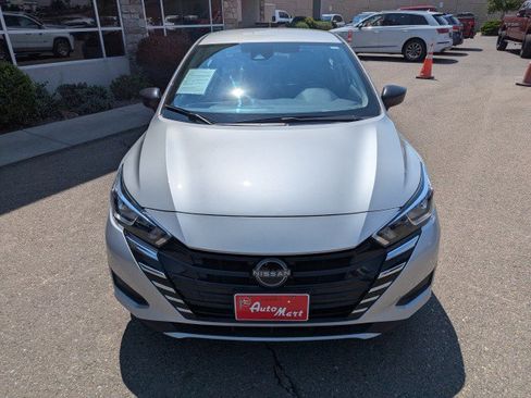 Used 2023 Nissan Versa S w/ Trunk Package FWD image 7
