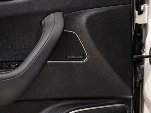 Used 2019 Maserati Levante image 48