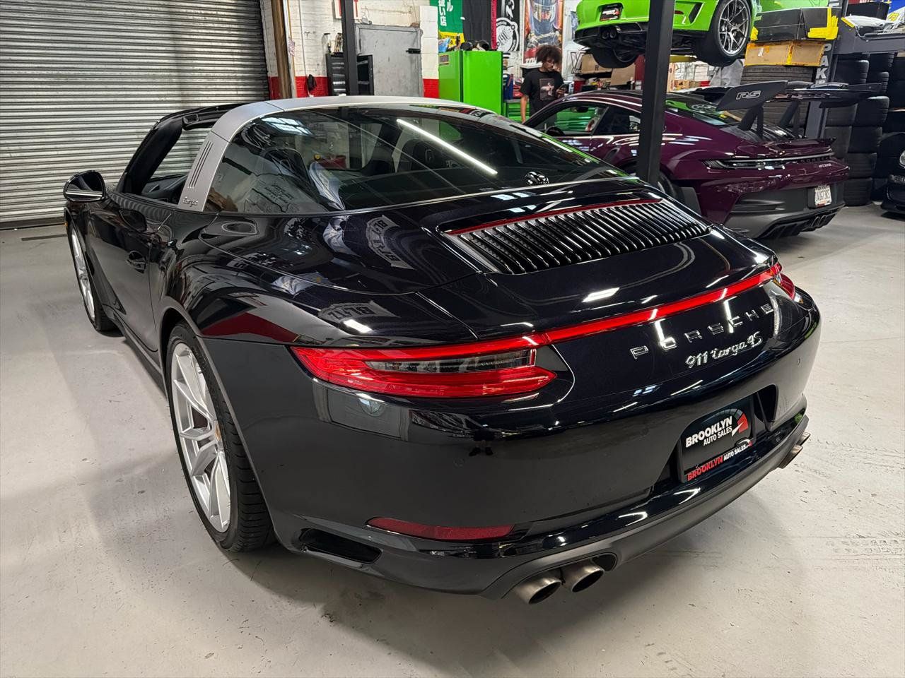 Used 2017 Porsche 911 Targa 4S AWD/4WD image 8