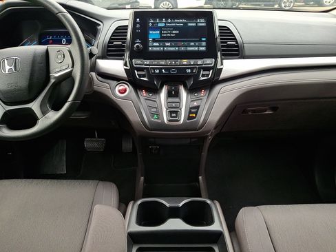 Used 2019 Honda Odyssey EX image 15