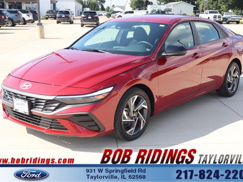 Used 2025 Hyundai Elantra Sport FWD image 1