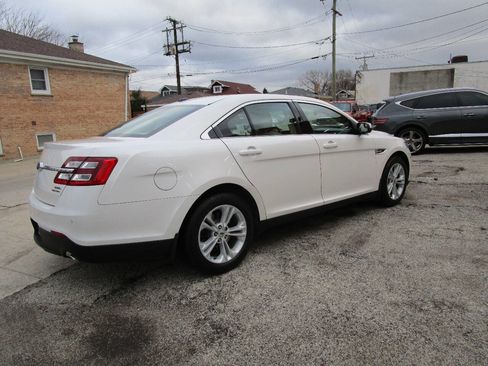 Used 2016 Ford Taurus SEL w/ Equipment Group 201A image 4