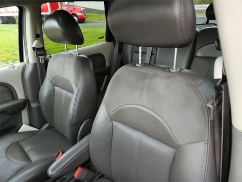 Used 2001 Chrysler PT Cruiser image 12