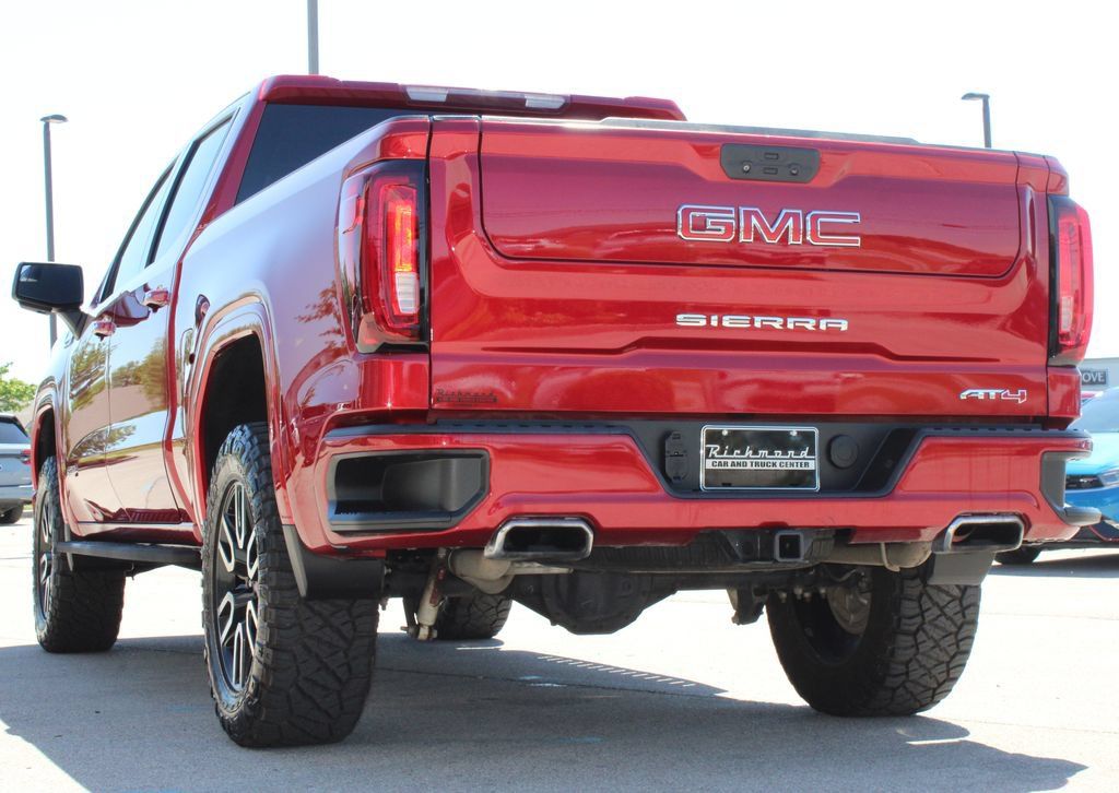 Used 2021 GMC Sierra 1500 AT4 w/ Off-Road Performance Package AWD/4WD image 4