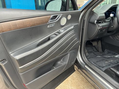 Used 2023 Genesis GV80 3.5T AWD/4WD image 9