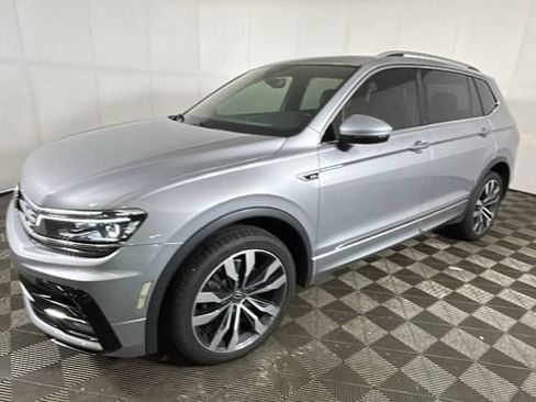 Used 2019 Volkswagen Tiguan SEL Premium R-Line AWD/4WD image 6