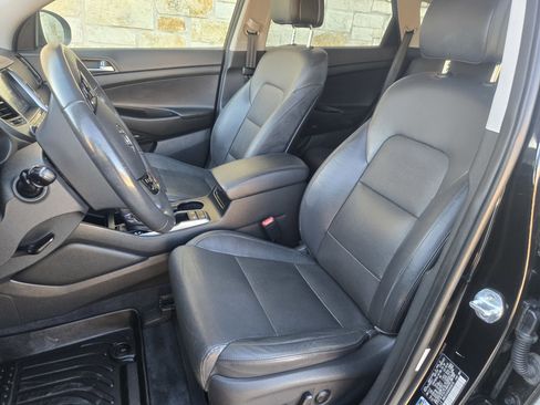 Used 2017 Hyundai Tucson SE Plus w/ Cargo Package image 5