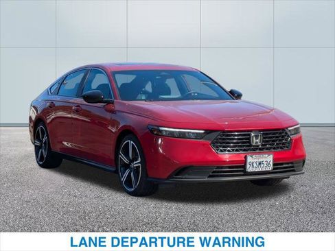 Used 2024 Honda Accord Sport image 4