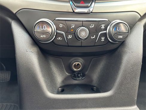 Used 2016 Chevrolet Caprice image 21