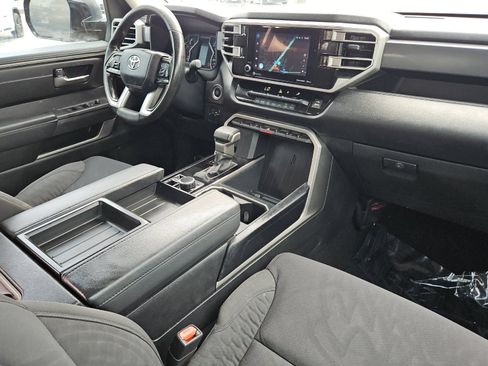 Used 2023 Toyota Tundra SR5 w/ SR5 Convenience Package AWD/4WD image 14