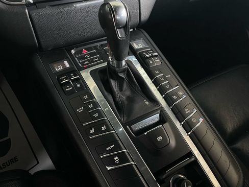 Used 2015 Porsche Macan S w/ Premium Package Plus AWD/4WD image 27