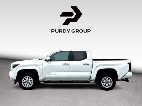 Certified 2025 Toyota Tacoma SR5 w/ SR5 Upgrade Package image 5