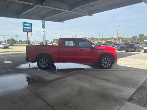 Used 2023 Chevrolet Silverado 1500 LT w/ Protection Package AWD/4WD image 10