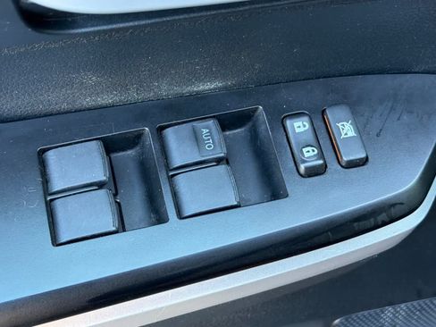 Used 2017 Toyota Tundra SR5 w/ TRD Off Road Package AWD/4WD image 14