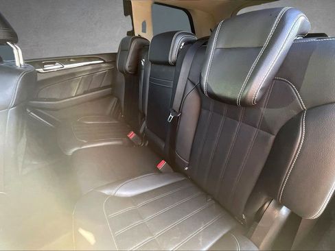 Used 2016 Mercedes-Benz GL 320 BlueTEC 4MATIC image 22