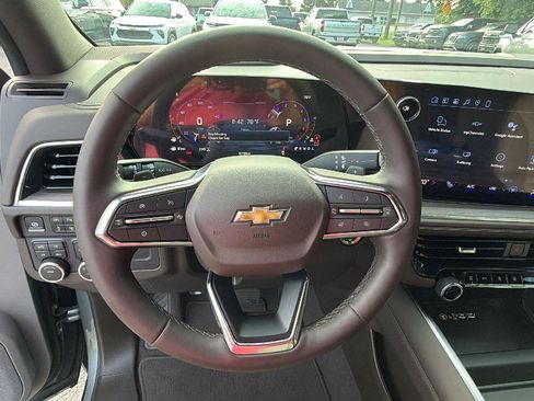 New 2026 Chevrolet Suburban LT w/ Comfort Package AWD/4WD image 21
