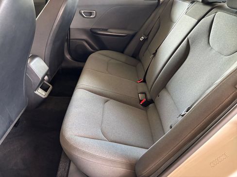 Used 2025 Kia K4 FWD image 24