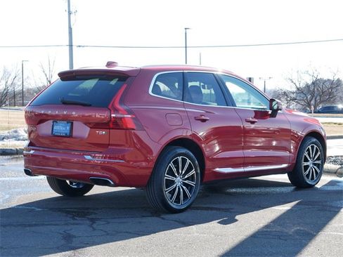 Used 2019 Volvo XC60 T5 Inscription w/ Protection Package Premier image 7