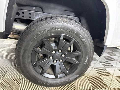 Used 2019 Chevrolet Colorado LT AWD/4WD image 32