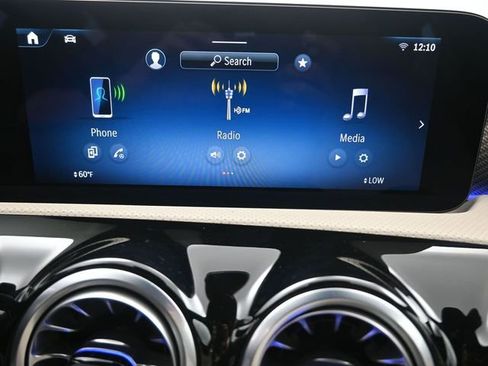 Used 2025 Mercedes-Benz CLA 250 4MATIC image 6