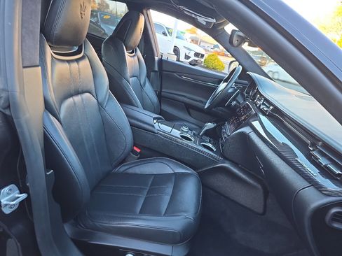 Used 2022 Maserati Quattroporte Modena Q4 image 44