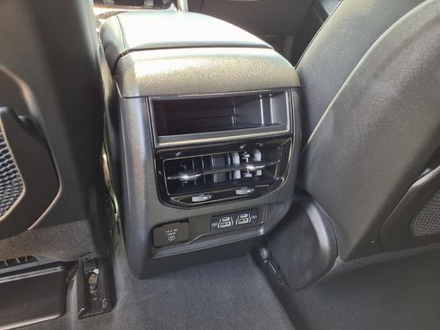 Used 2024 Jeep Grand Cherokee Altitude AWD/4WD image 14