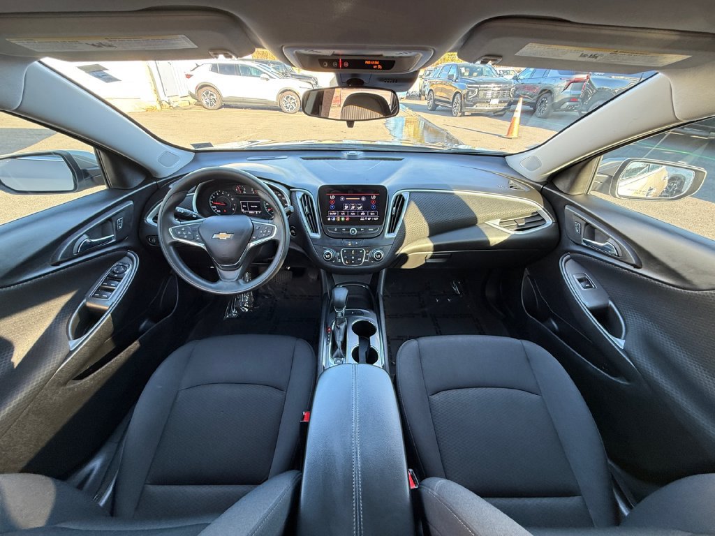 Used 2023 Chevrolet Malibu LT FWD image 20