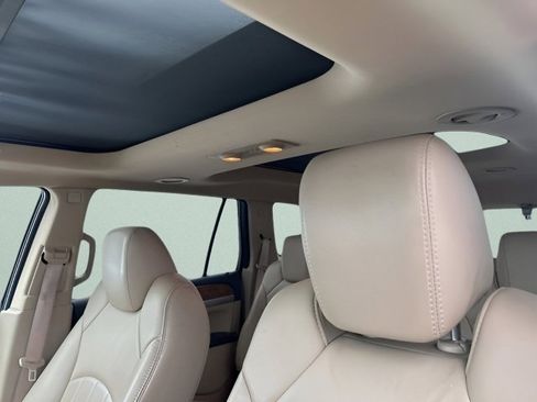Used 2010 Buick Enclave CXL w/ Trailering Provision Package image 15